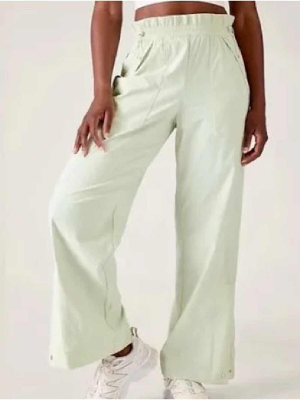 Athleta Trekkie high rise Light Green Wide-Leg Women's Pants 12